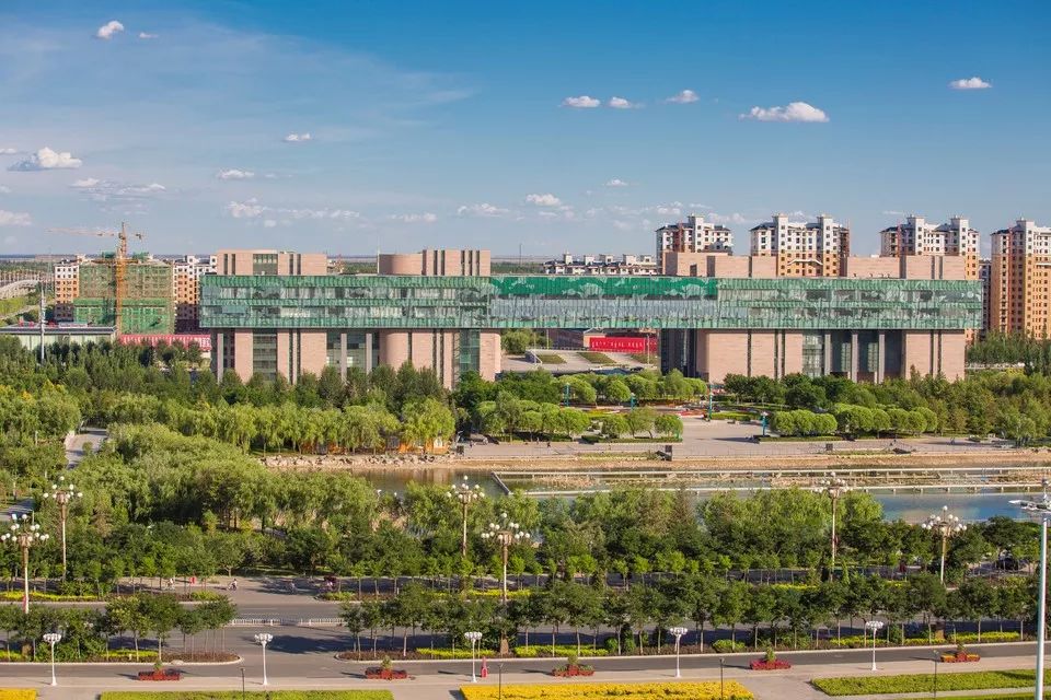 巴彦淖尔，热烈欢迎各位来宾与朋友们