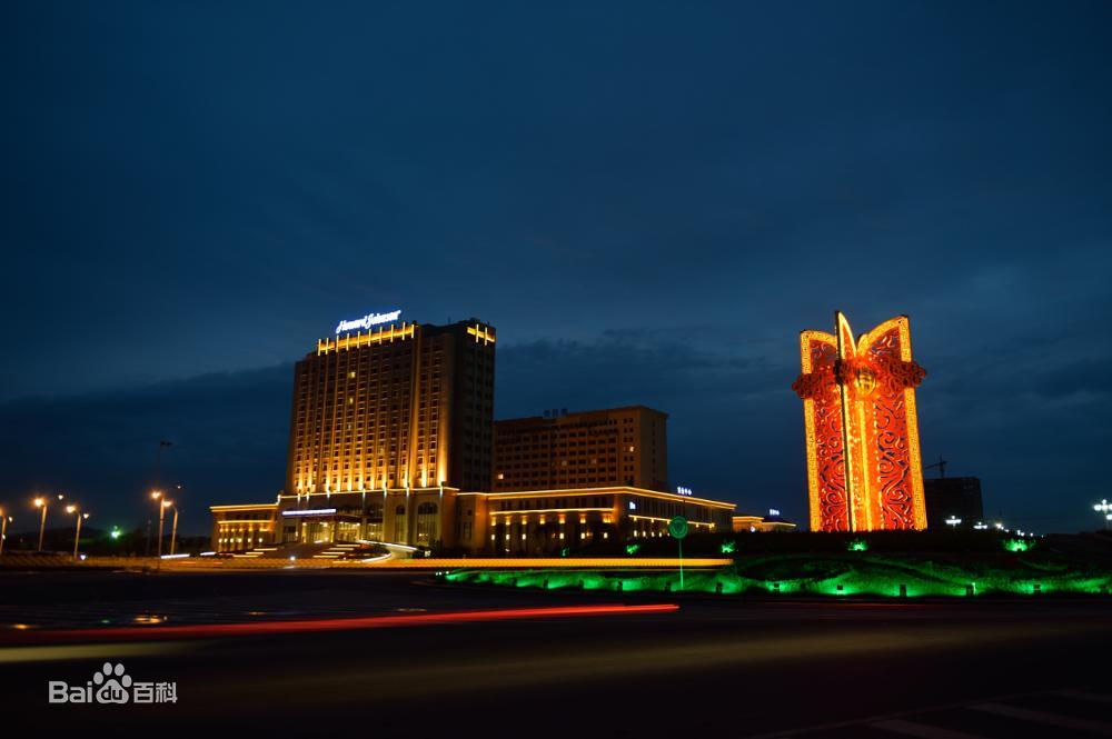 乌兰察布盛会，嘉宾云集，观众热情如火